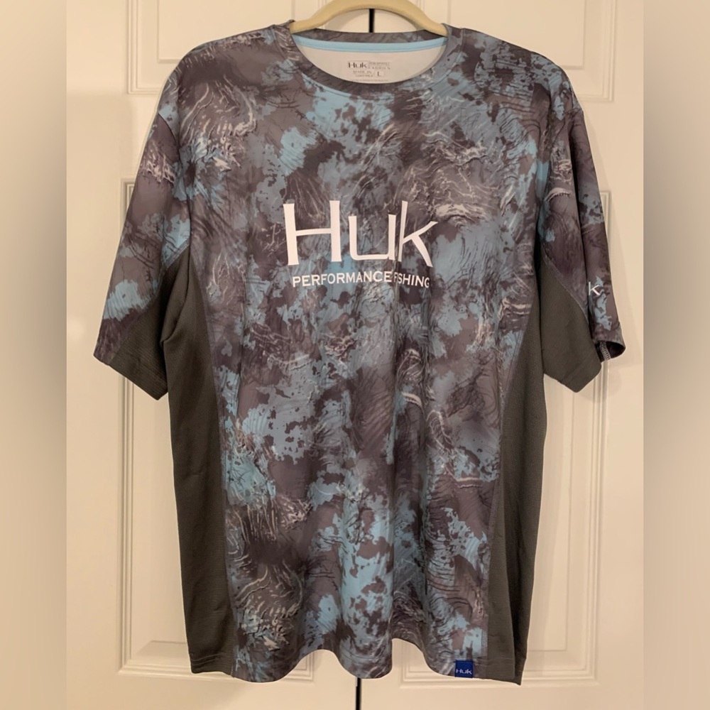 Huk Men's Short Sleeve Performance Fishing Tee - Blue Gray Camouflage
